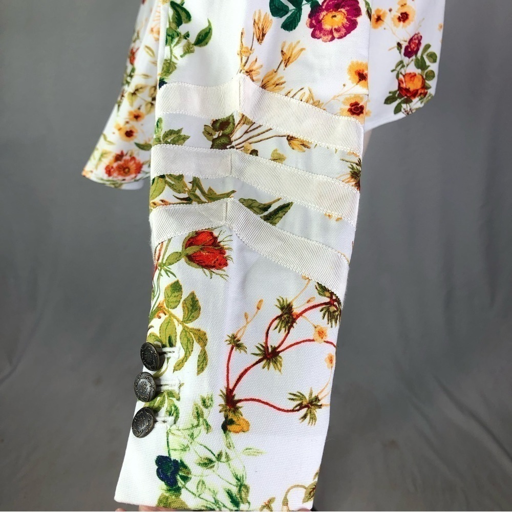NWT Disney Colleen Atwood Alice through the Looking Glass floral jacket S - Picture 3 of 12
